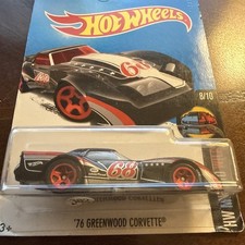 2015 Hot Wheels Mild to Wild 76 Greenwood Corvette’ew