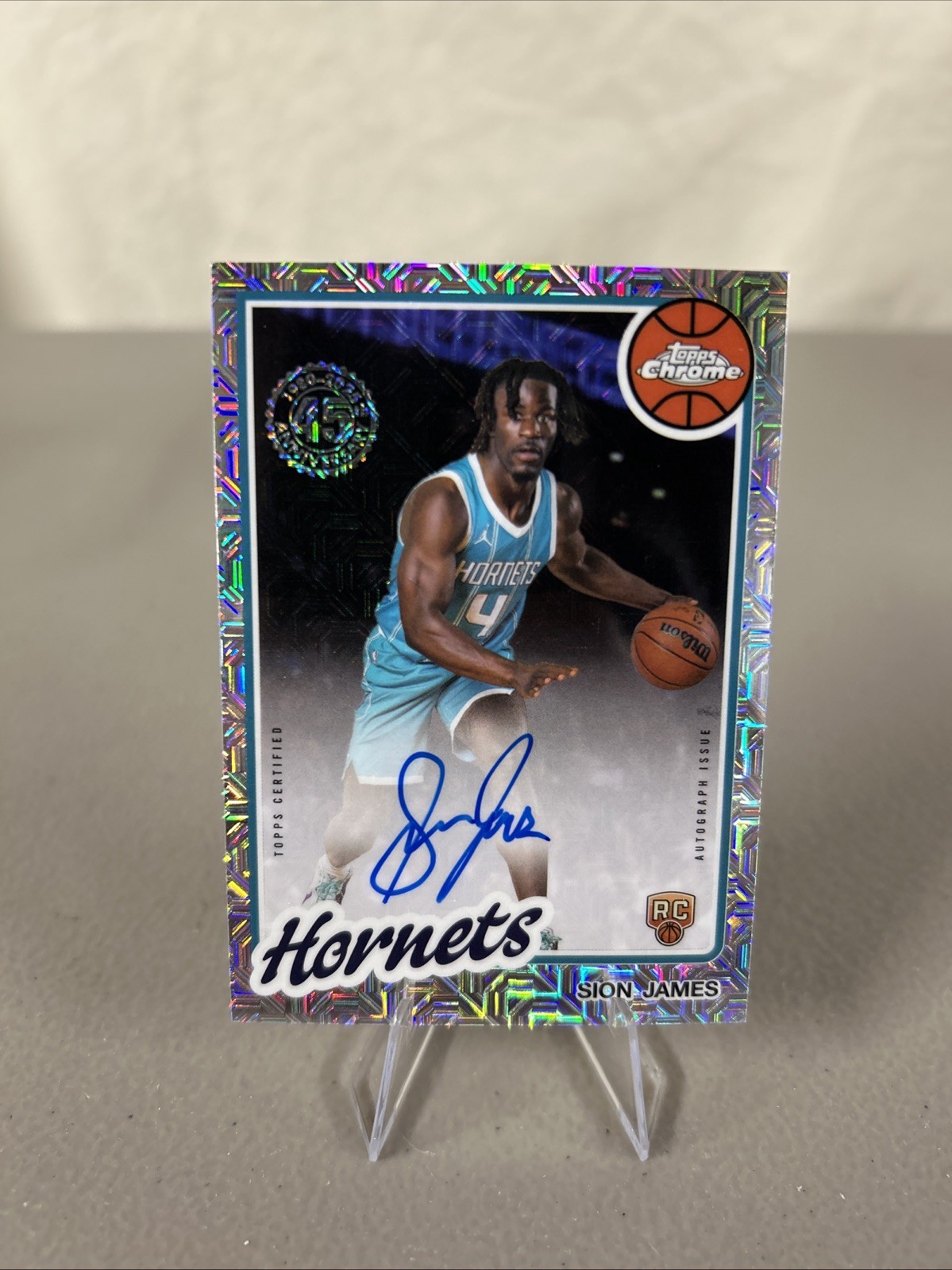 2025-26 Topps Chrome Basketball -Sion James RC Auto Mojo Rookie Hornets On Card