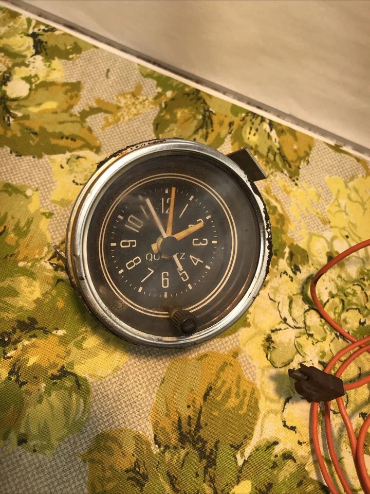 Original OEM 1976-1986 AMC Jeep CJ CJ5 CJ7 CJ8 Clock Laredo Renegade - Image 2 of 4