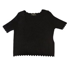 MINKPINK Women size M Black Scallop Hem Top Ribbed Stretch Fabric Short Sleeves