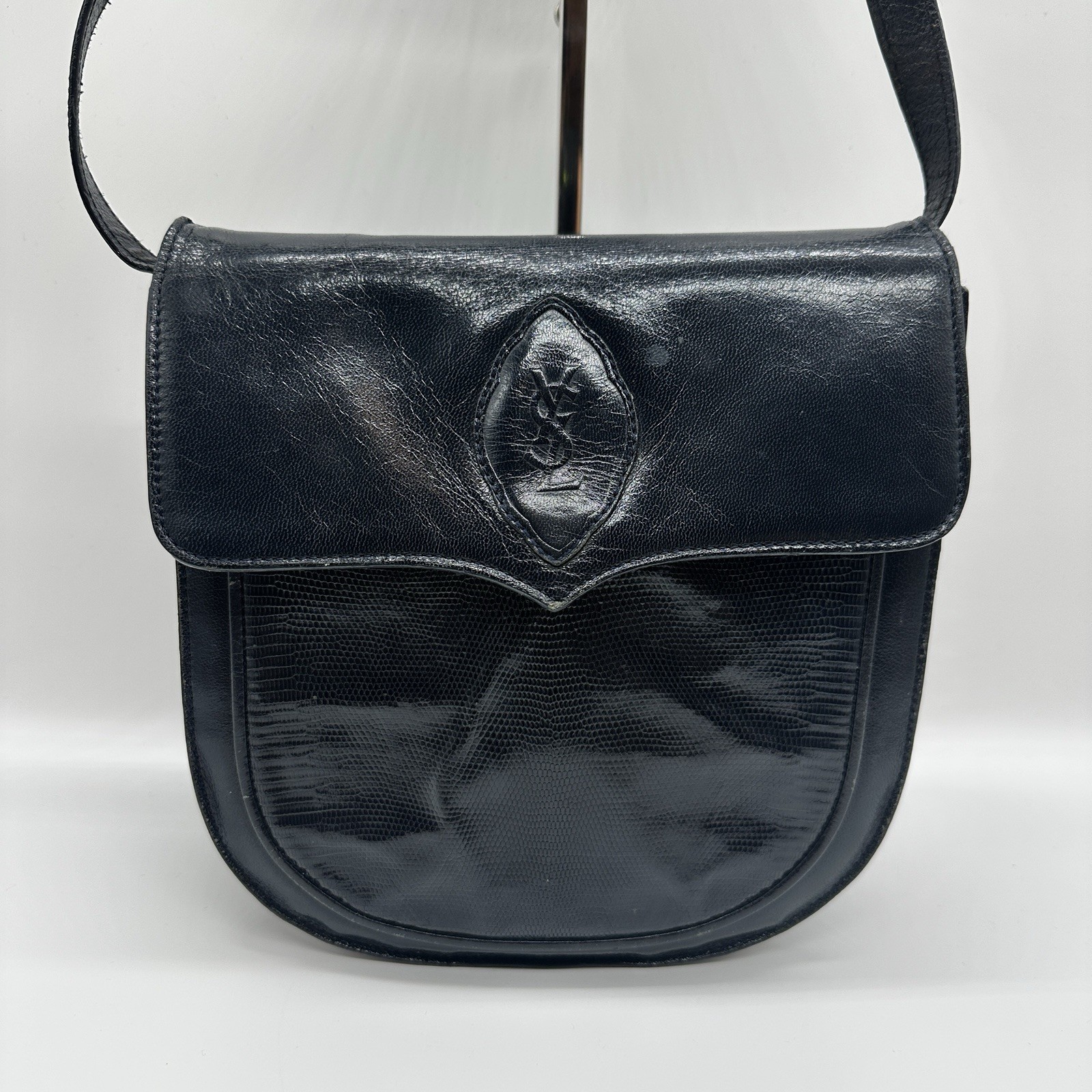 YSL Yves Saint Laurent Black Leather Crossbody Shoulder Bag Purse Authentic