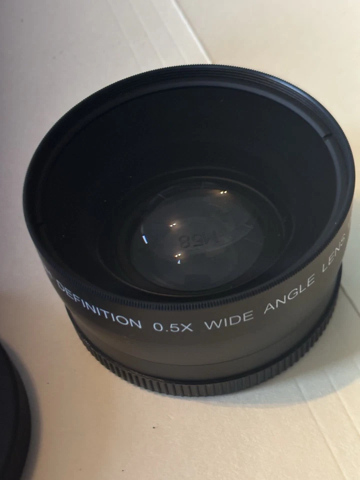 58mm Thread 0.50X Wide Angle Aux Conversion Lens w/Macro Adapter - Image 2 of 2