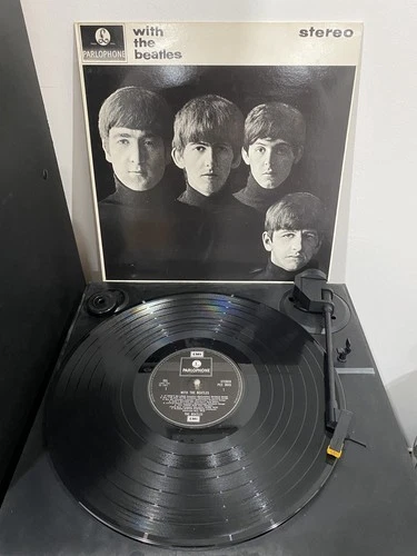 THE BEATLES - WITH THE BEATLES - YEX 110/YEX 111 . PCS 3045 STEREO .