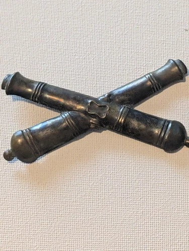 Artillery Crossed Cannons Civil War Hat Insignia Lapel