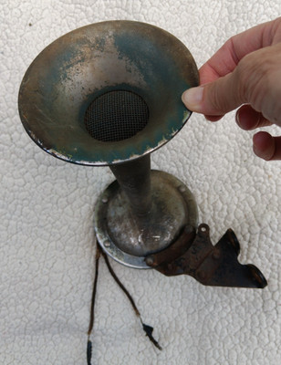   Vintage c. 1930s Horn -- Rat Rod -- Hot Rod --Truck -- Car 
