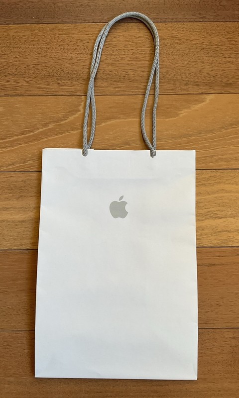 Genuine Apple Store Logo White Paper Shopping Gift Bag