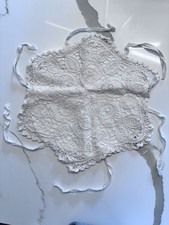 Vintage Off White Lace Roll/Biscuit Warmer