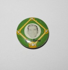 1956 Yellow Basepath PM15 Baseball Pin Button Yogi Berra NY Yankees NEAR MINT