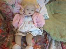 Poupée ancienne: Ravissant " Joli Bébé " Raynal tête feutre 42 cm.