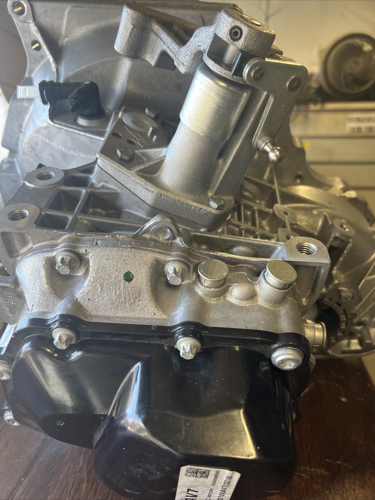 GM Automatic Transmission Case 24585804 -24590225 | eBay