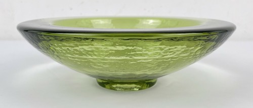 Fire & Light Recycled Glass 10.5" Wide Lipped Bowl Olive Green 1st Quality - Picture 2 of 11