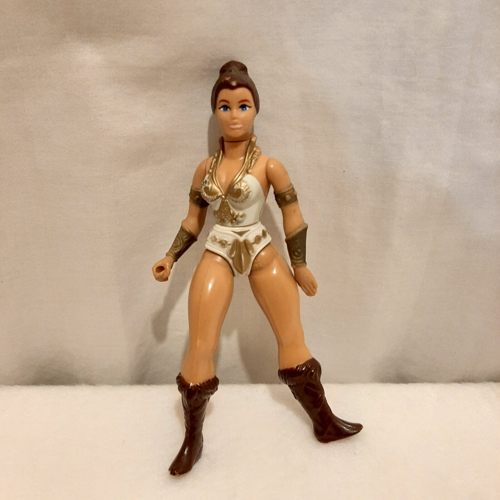 Vintage 1981 Mattel Masters of the Universe Teela Skeletor He-Man Action Figure