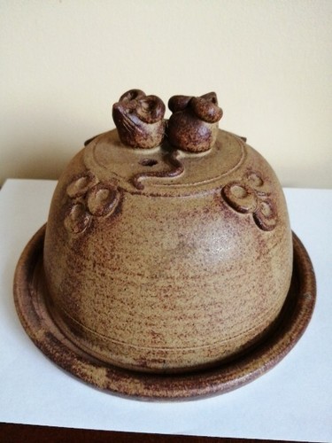 Cheese Dome Cloche Mouse 2 Mice lid Studio Pottery Catherine Burden? - Picture 5 of 8