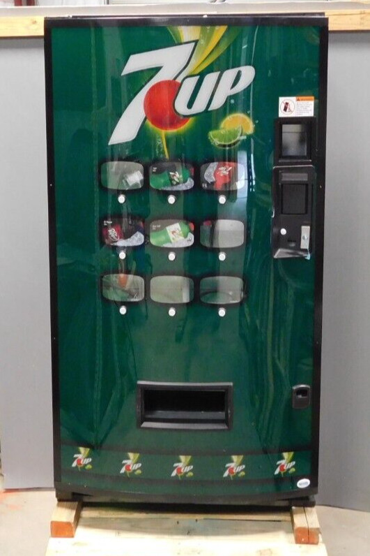 NEW Vendo 721 Refrigerated Drink Vending Machine 7-Up