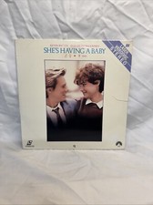 SHE'S HAVING A BABY laserdisc LD KEVIN BACON 