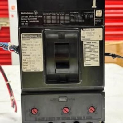 300A Westinghouse Breaker with Shunt Trip