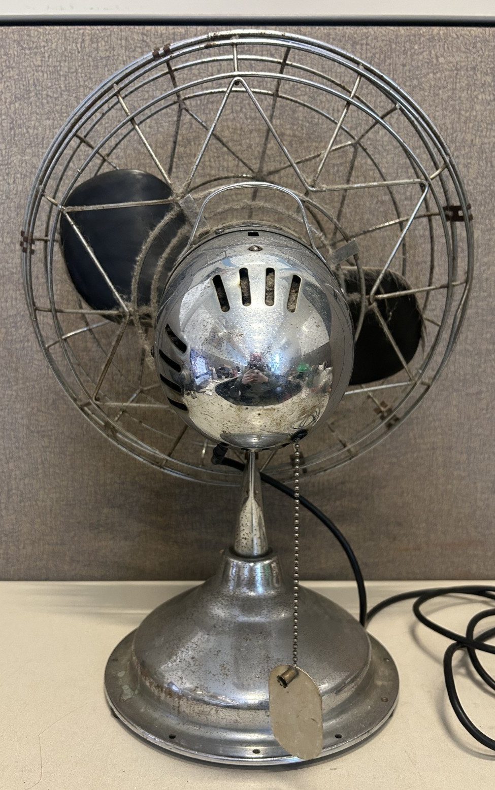 Vintage Fresh'nd Aire Metal Fan Model 1400 16 Inch Tested Working