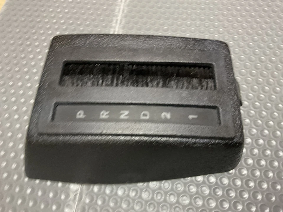 Cubierta de palanca de cambios automática Volvo 240 1975-1990 Foto 3 de 4