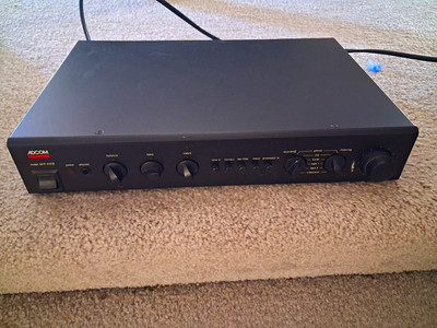 ADCOM GFP-555II 10W Class A 2-Channel Preamplifier Phono Headphone Black