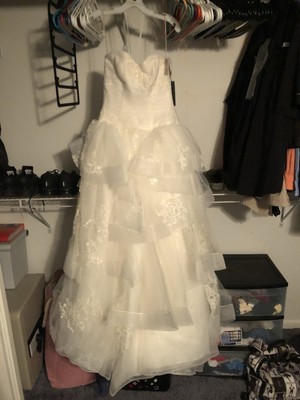 New, never worn. White by Vera Wang wedding dress VW351197. Size 0