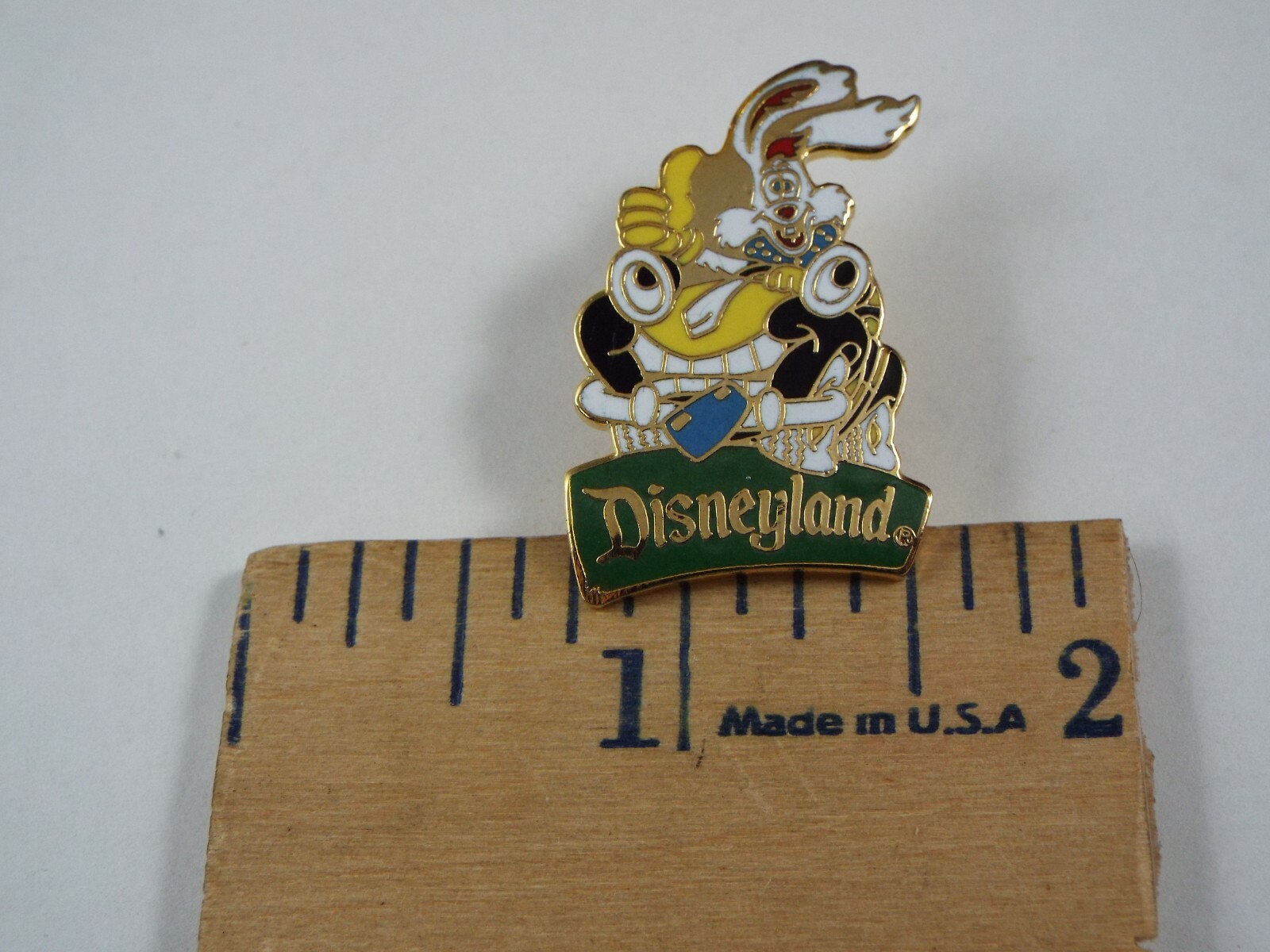 DISNEYLAND RABBIT DISNEY PIN 