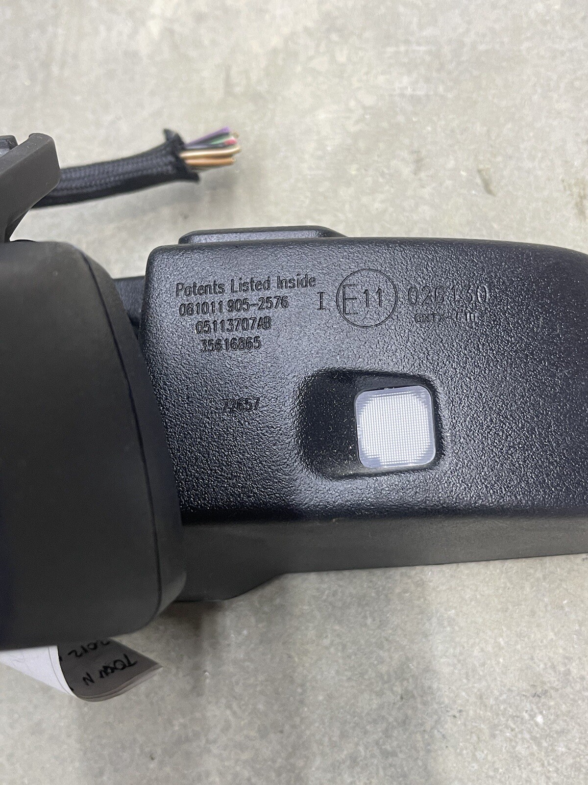 11 12 13 14 15 OEM Chrysler Town And Country Interior Rear View Mirror