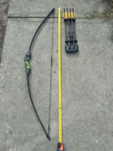 Barnett "Little Sioux" 48" Bow and Arrows Children's Recurve Archery Set