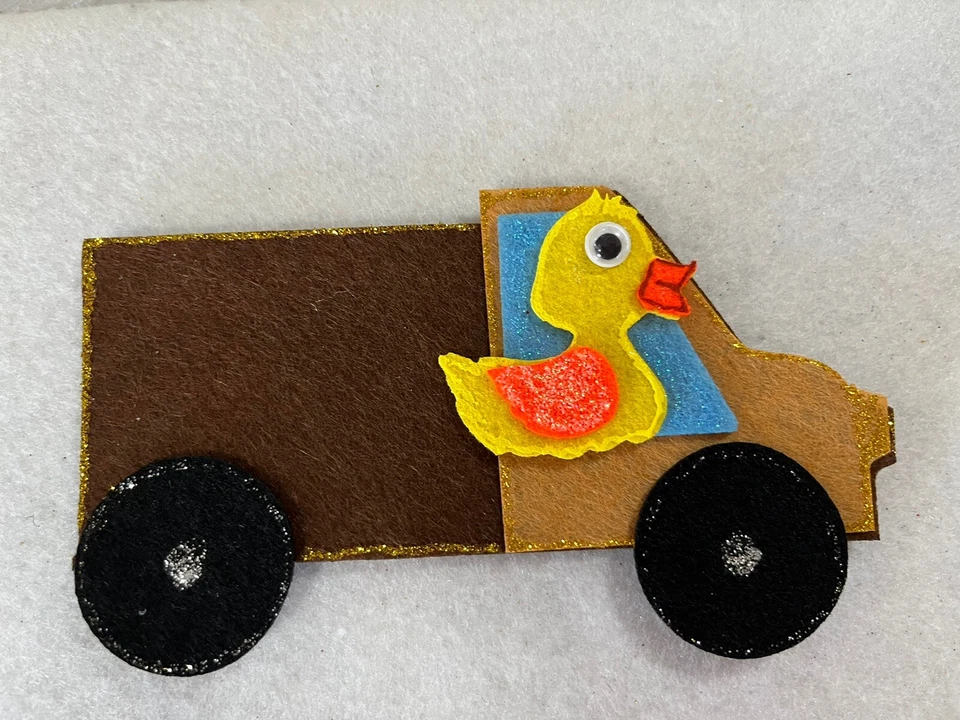 FELT BOARD/FLANNEL STORY RHYME TEACHER RESOURCE - DOEN BY THE BAY - image 3 of 4