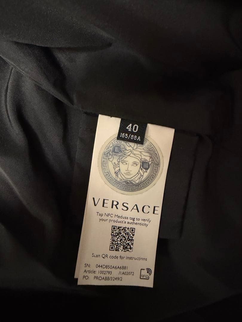 VERSACE all-over pattern down jacket ladies size … - image 3