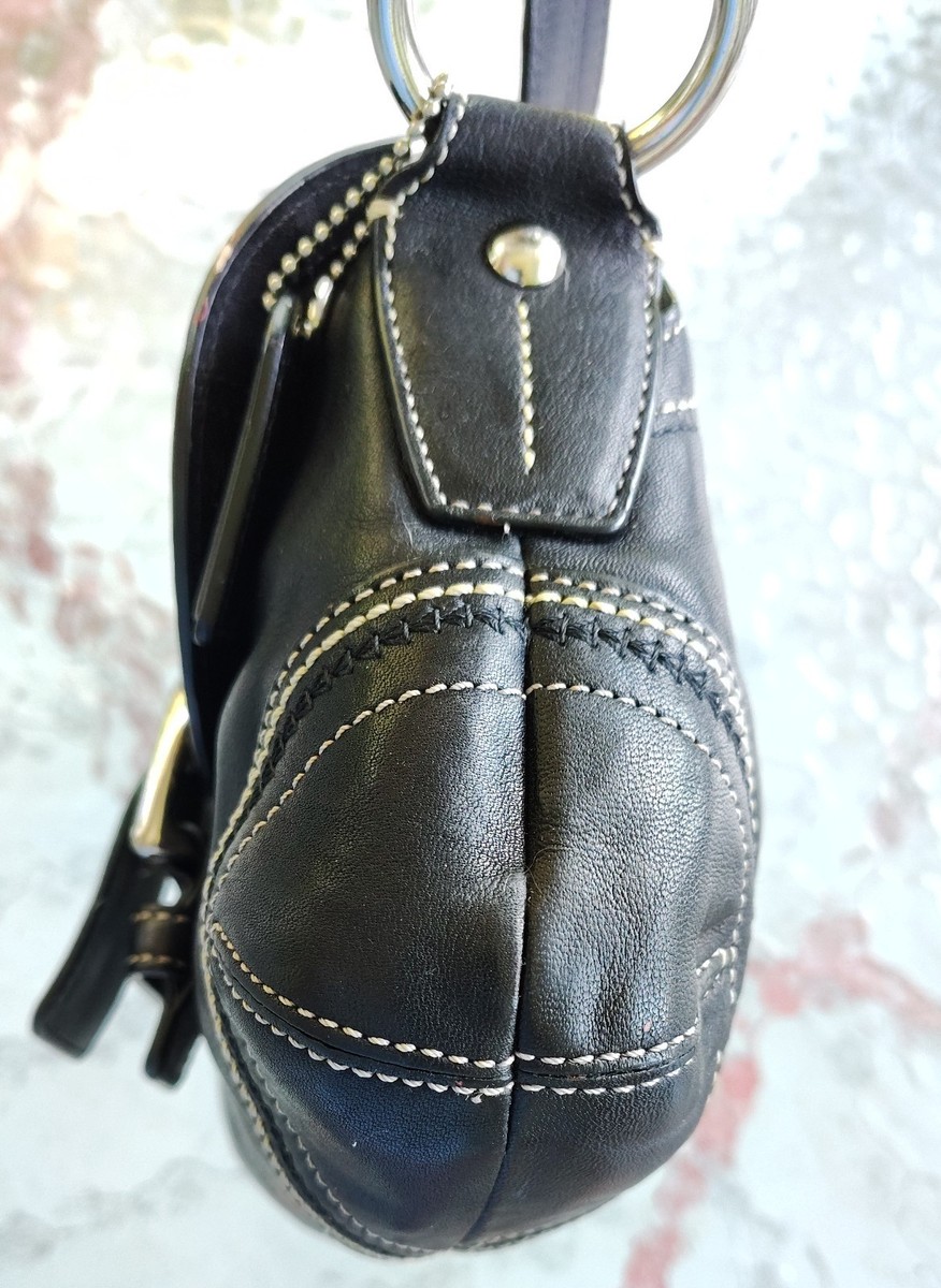 Coach SMALL 10577 Vintage Y2K Black Soho Leather Crossed Handle