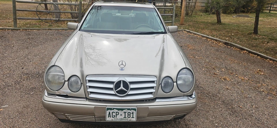 1999 Mercedes-Benz E-Class 320 Foto 3 de 4