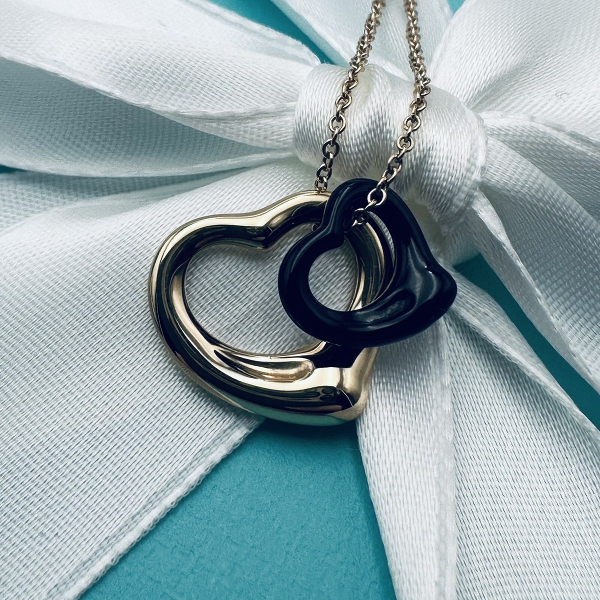 アクセサリー Tiffany RETIRED Tiffany & Co. 18K Rose Gold Black Jade Open Heart Pendant