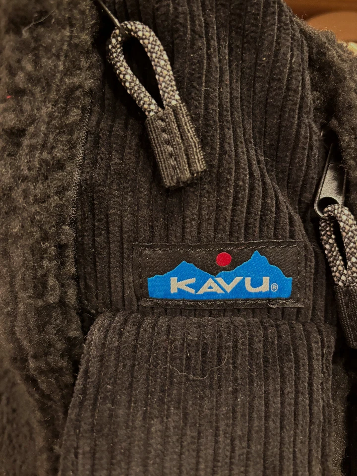 KAVU Mini Rope Fuzz Bag Sling Crossbody Backpack Travel Purse - Black - Image 4 of 4