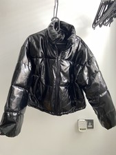 H&m Divided Teenage/ Ladies Shiny Padded Cropped Puffer Jacket Size M