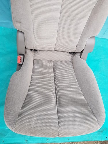 Sedile Originale Kia Carnival 3 III MB VQ 2a Fila Posteriore Sinistro Sedile Posteriore Grigio - Foto 3 di 16