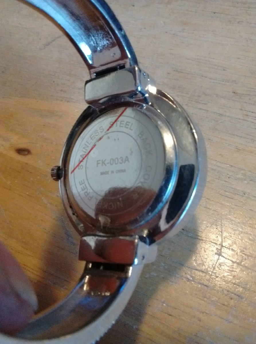 Montre Vintage Swap Pour Femme - Cadran Noir, Bracelet Bleu Et Blanc, Mouvement Quartz - Occasion