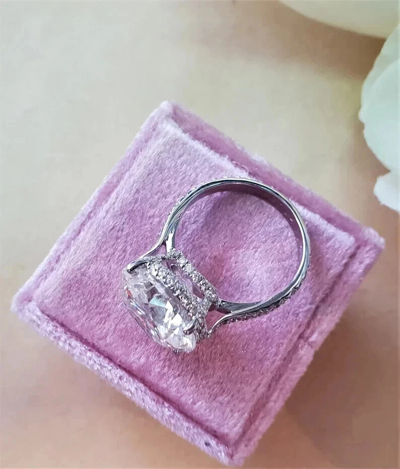 Anillo de regalo de boda para mujer de diamantes/CVD cultivados en laboratorio redondo de 8 quilates FVS1 en oro blanco de 14 k Foto 4 de 4