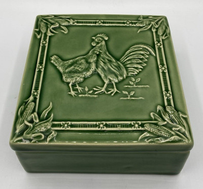 Bordello Pinheiro Green Rooster Hen Corn Square Covered Dish Trinket Box Portuga