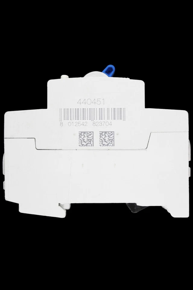 ABB 40 AMP 30mA DOUBLE POLE RCCB TYPE AC F202 AP-R 2CSF202301R1400 - Image 2 of 4