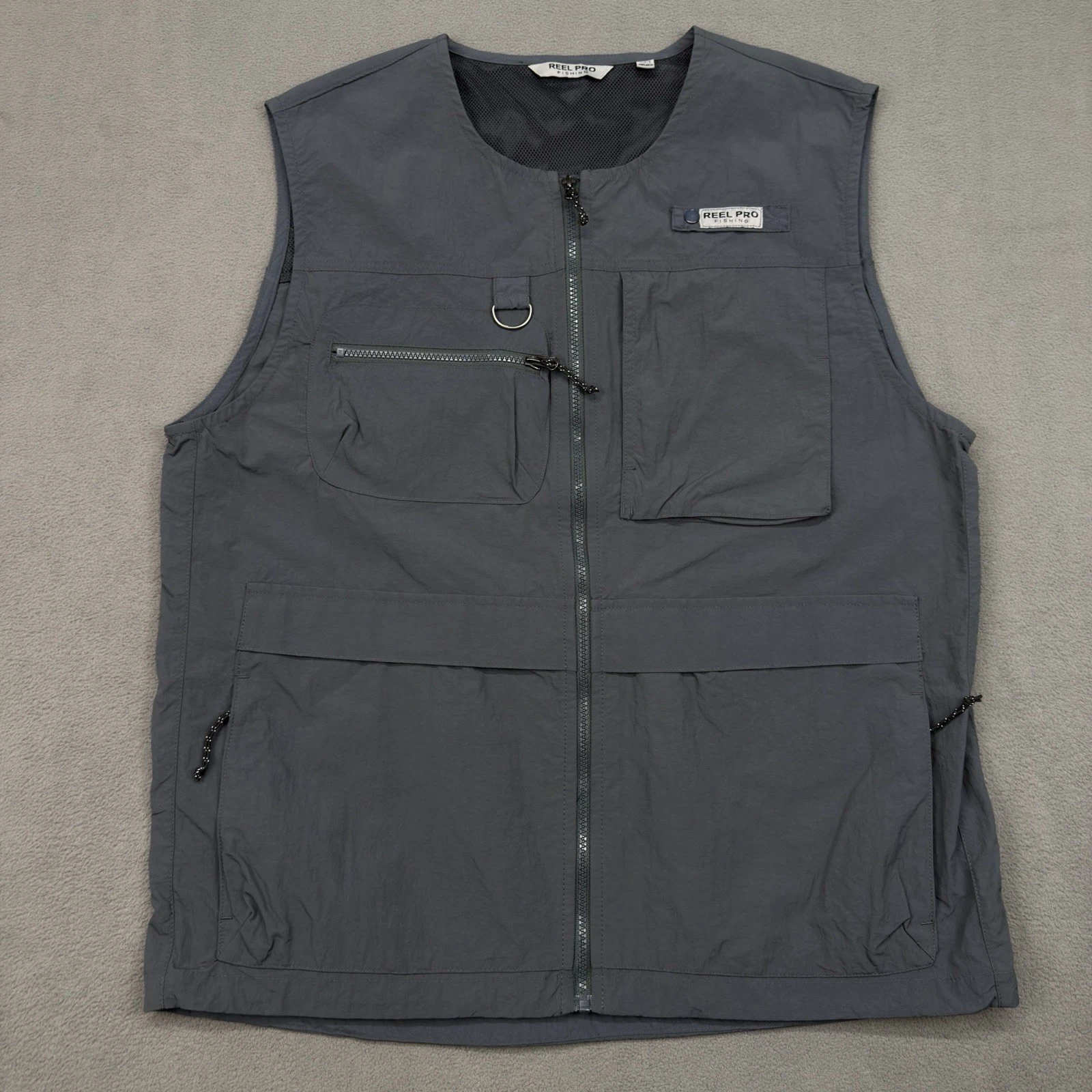 Reel Pro Men's Reel In Fishing Vest Size L Multi Pockets Gray Zip Vented New