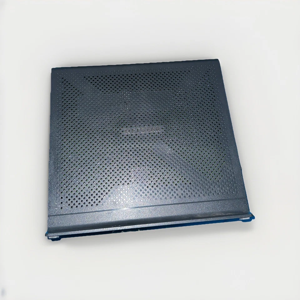 Netgear C7100V Nighthawk AC1900 WiFi Cable Modem Router All In One With Ethernet - Image 3 of 4