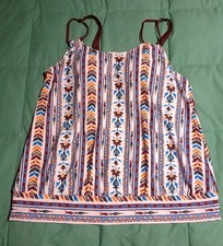 Women  s Sz. XL Tankini Top With Adjustable Straps And Banded Waist Bottom
