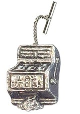 Z15 Las Vegas One Arm Bandit Tie Pin With Chain Pewter design Handmade Sheffield