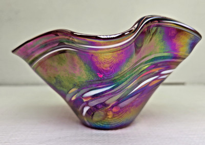 Glass Eye Studio Art Glass Ruffle Bowl Iridescent Red Luster Swirl Signed GES