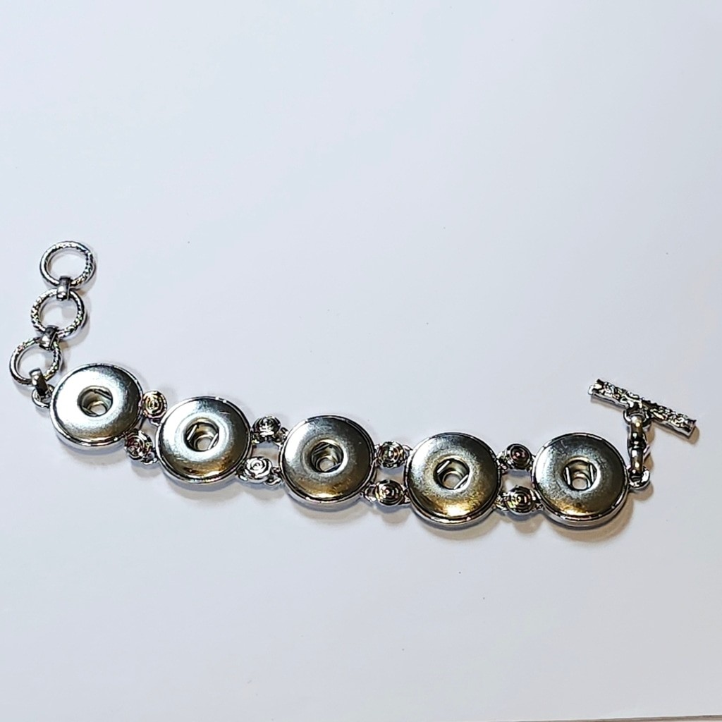 Silver Tone Interchangable Snap Button Bracelet 5… - image 1