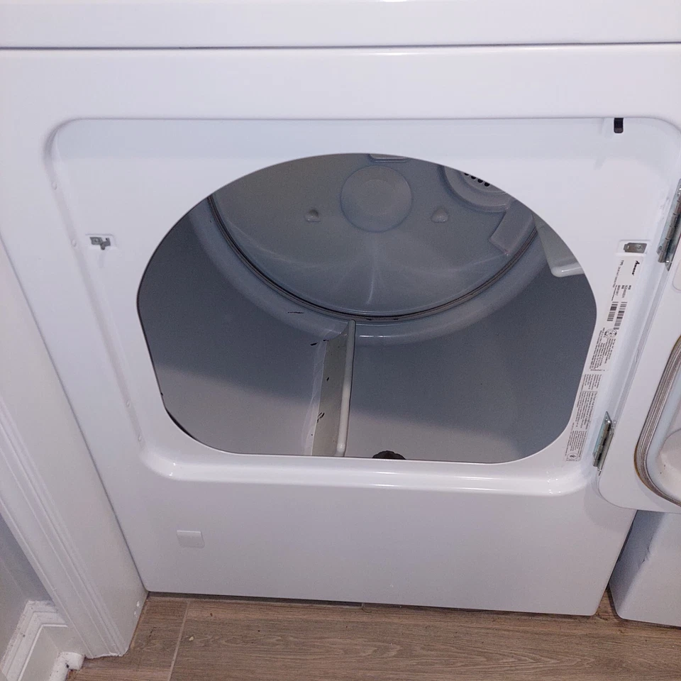 Secadora de gas Amana con kit de conversión de propano carga frontal blanca NGD4655EW1 Foto 4 de 4