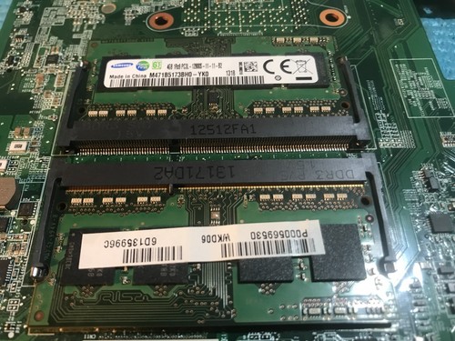 Toshiba Satellite P75-A w / i7-4700MQ 2.4GHz cpu - 8gb RAM - motherboard combo - Afbeelding 15 van 22