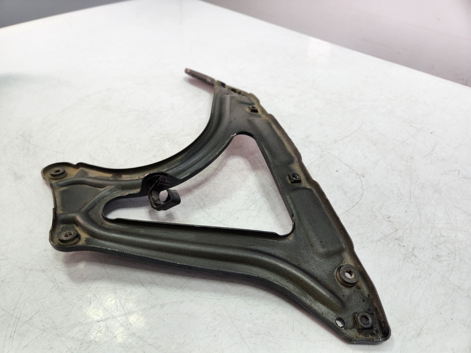 ✅ 10-14 OEM Rolls-Royce Ghost RR4 Front Passenger Side Fender Support Bracket