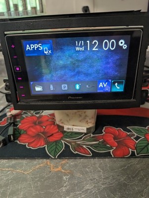 Pioneer SPH-DA120 6.2  2DIN Radio Receiver w/ Apple CarPlay *No CD Drive*
