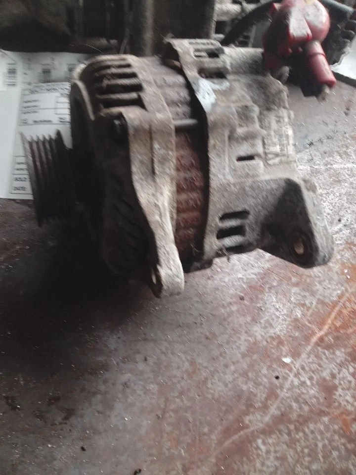 Alternador compatible con 05-09 LEGACY 386857 Foto 2 de 4